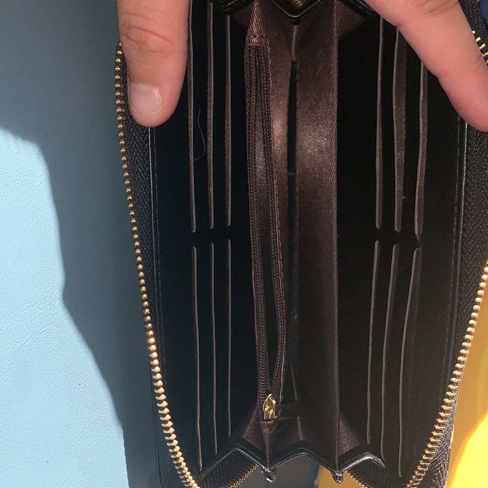 Wallet - Picture 2 of 3